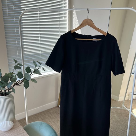 Dark blue structured dress - Picture 1 of 3